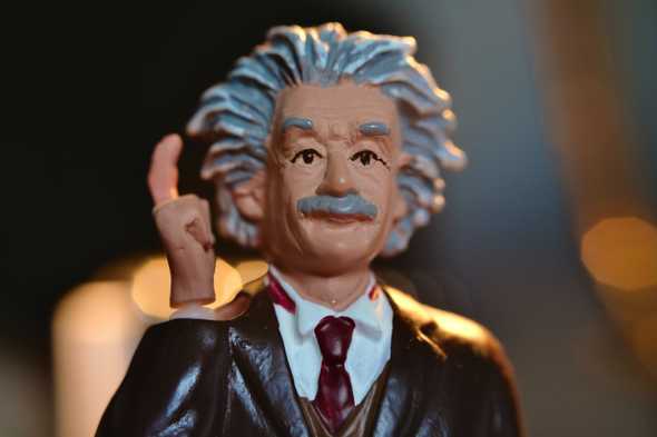 Einstein toy. Eureka!