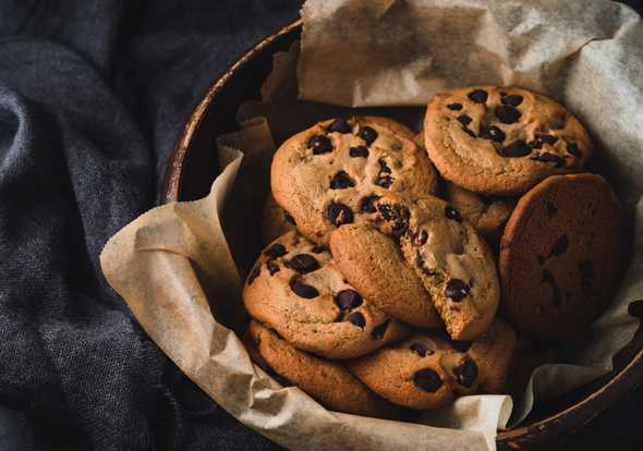 Multiple cookies in container